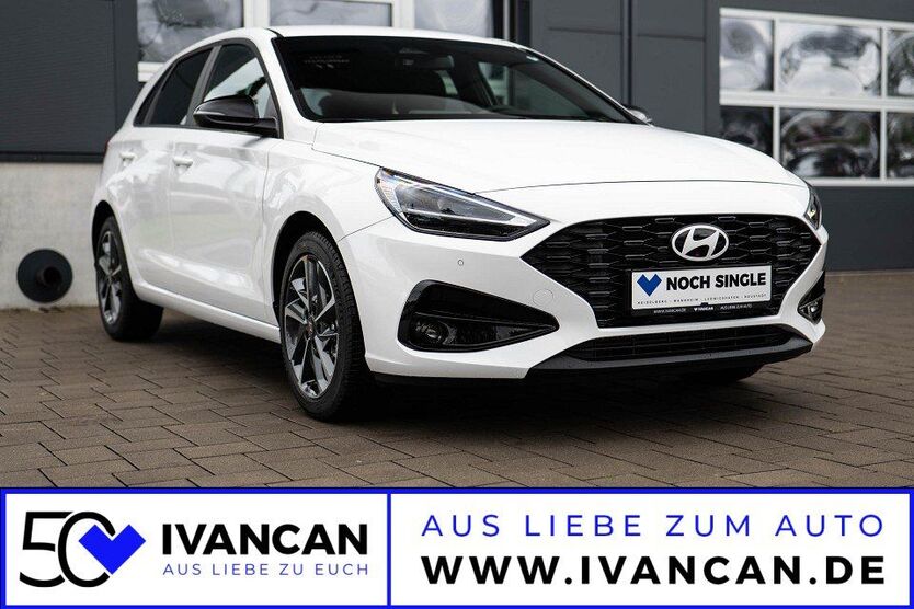 i30