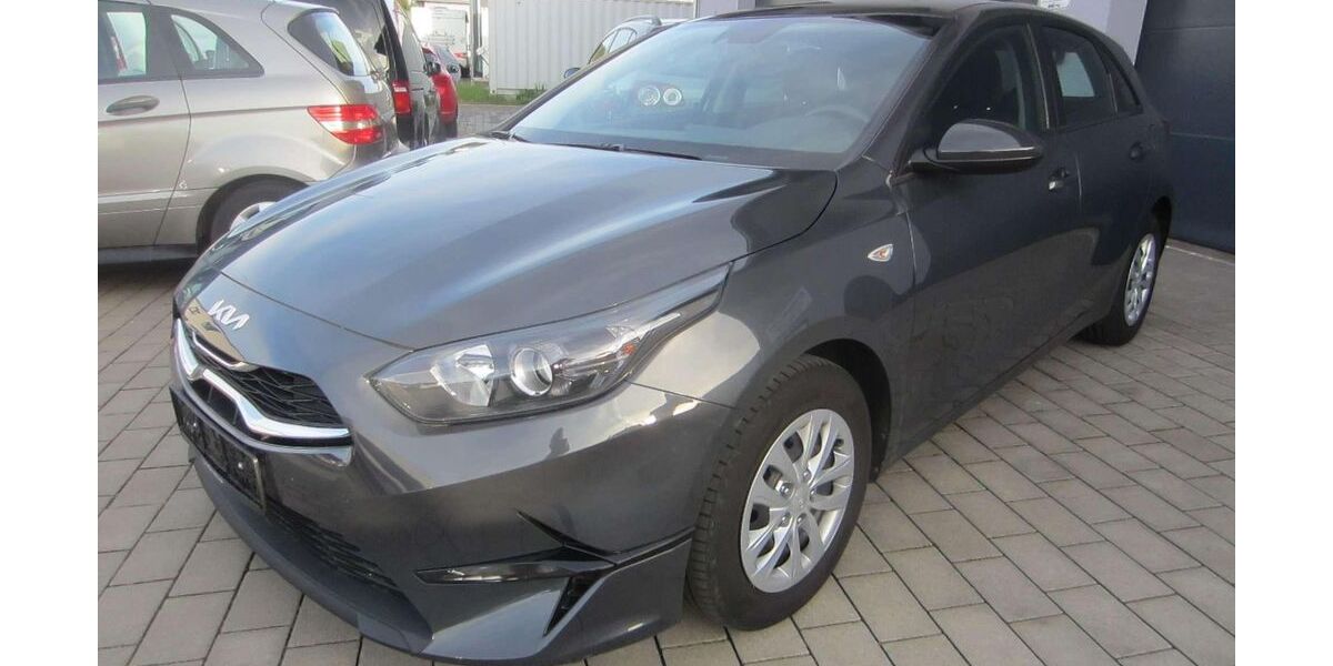 Kia ceed / Ceed 63.000 km 13.501 &euro; Erbach/ODW 64711