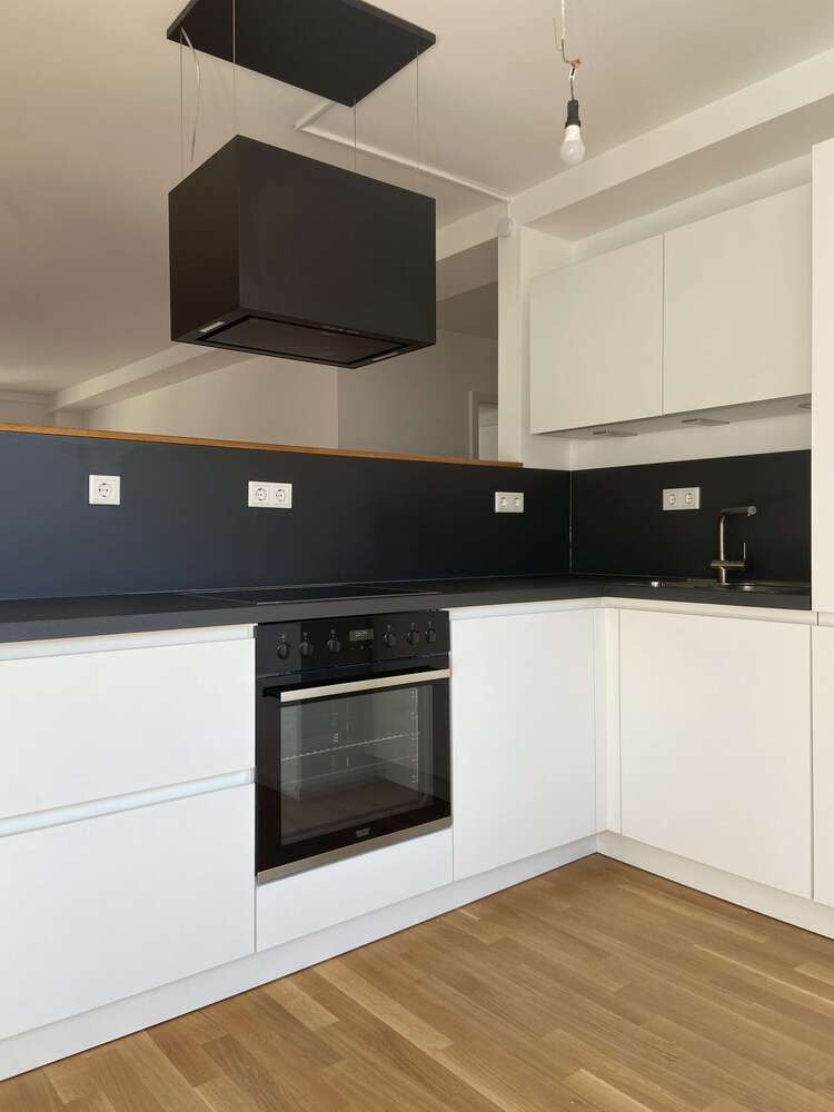 Wohnung zum Mieten in Wuppertal 999 € 92 m²