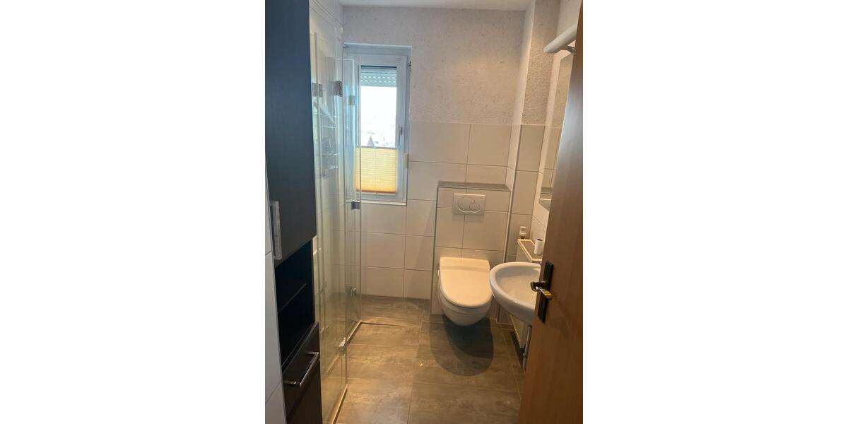 Etagenwohnung Siegen Kaan-Marienborn - 1 Zimmer, 75 m&sup2;, 650&euro; | Angebot:26312972