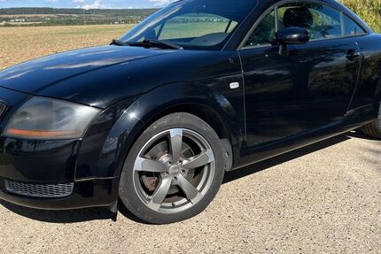 Audi TT 123.500 km 7.499 &euro; Hildesheim 31139