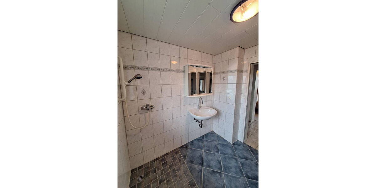 Mehrfamilienhaus, Wohnhaus Neu-Ulm Burlafingen - 4 Zimmer, 160 m&sup2;, 469.000&euro; | Angebot:26113085