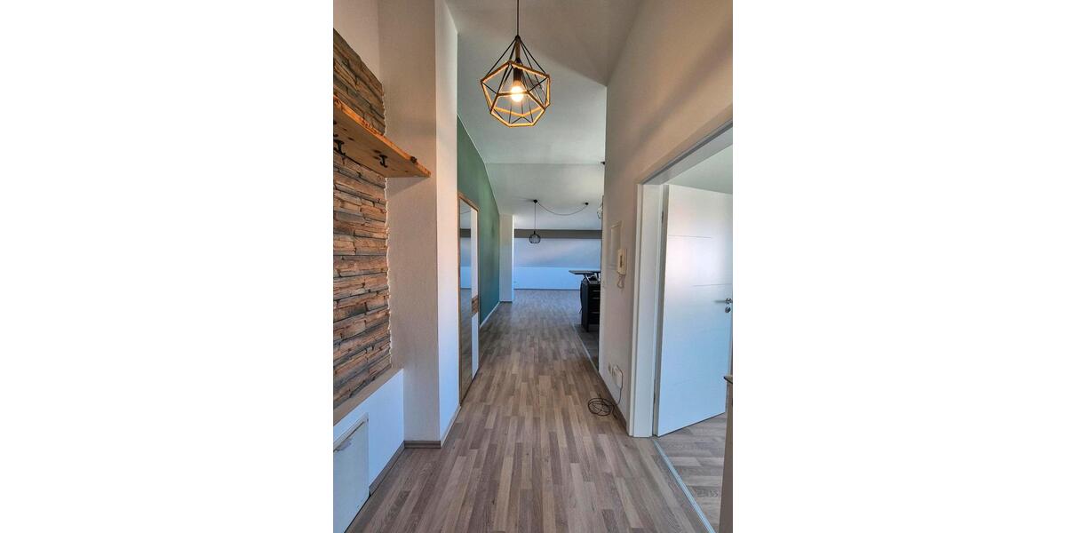 Dachgeschoßwohnung Ingolstadt Nordost - 2 Zimmer, 55 m&sup2;, 900&euro; | Angebot:26383209