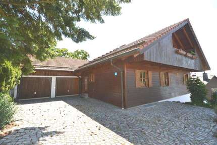 Haus zum Kaufen in Lappersdorf 698.000 € 212 m²