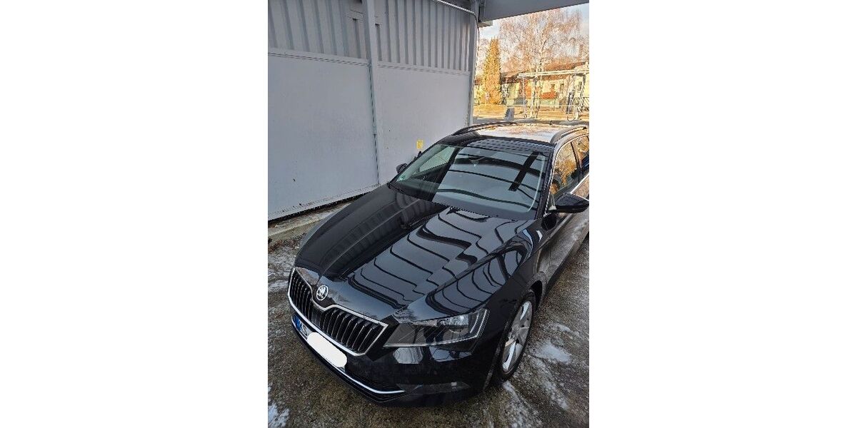 Skoda Superb 195.212 km 15.500 &euro; Kassel 34134