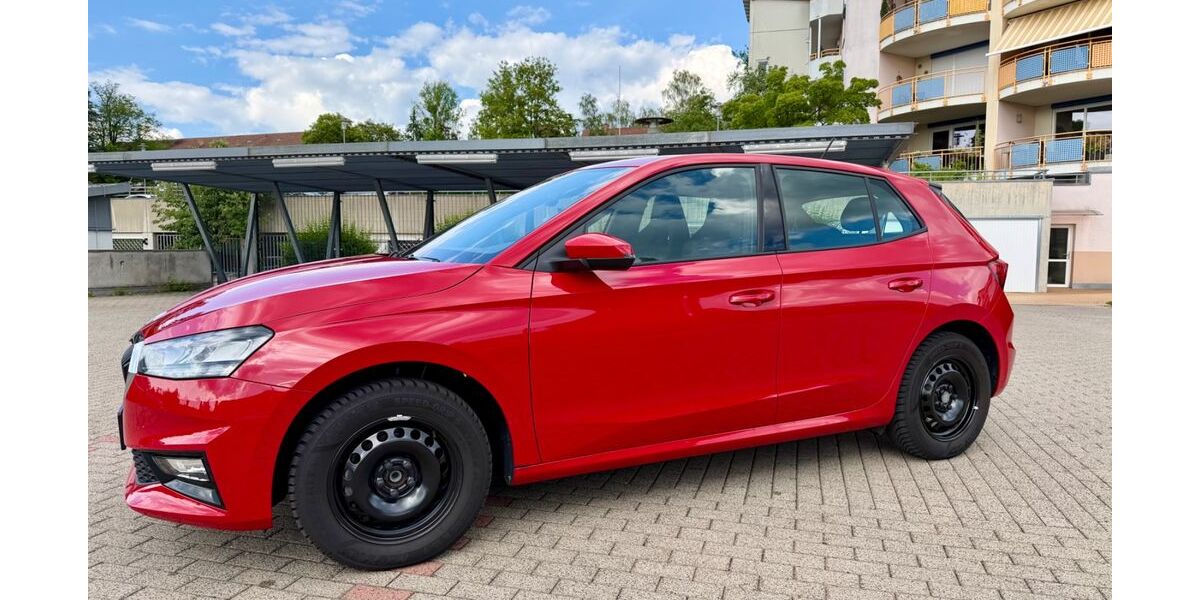 Skoda Fabia 5.847 km 22.490 &euro; Ahorn 96482