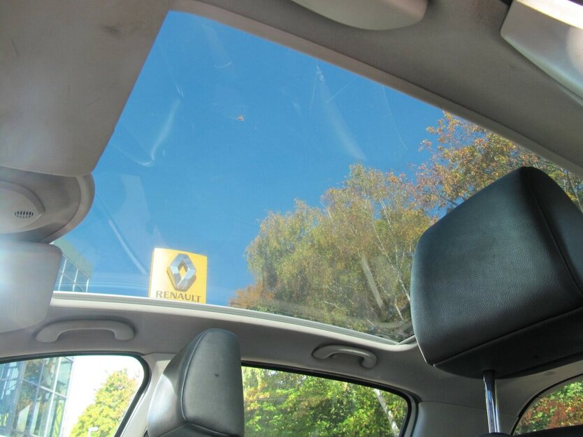 Peugeot 308 Platinum+ Klma+Insp+ TÜV + NEU + 230.447 km 3.435 € Schwalbach/Taunus 65824