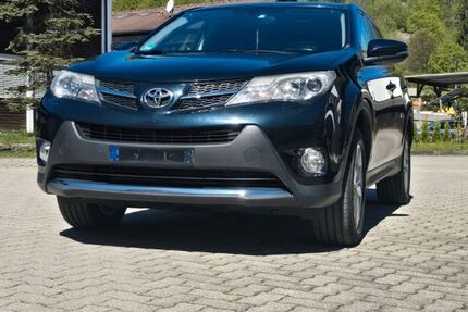 Toyota RAV 4 145.000 km 14.200 &euro; Bischofswiesen 83483