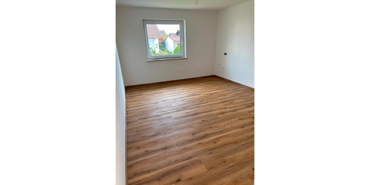 Etagenwohnung Roding - 3.5 Zimmer, 86 m&sup2;, 800&euro; | Angebot:26468822