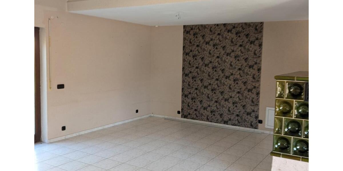 Einfamilienhaus Lauda-Königshofen Königshofen - 3 Zimmer, 170 m&sup2;, 290.000&euro; | Angebot:26373125