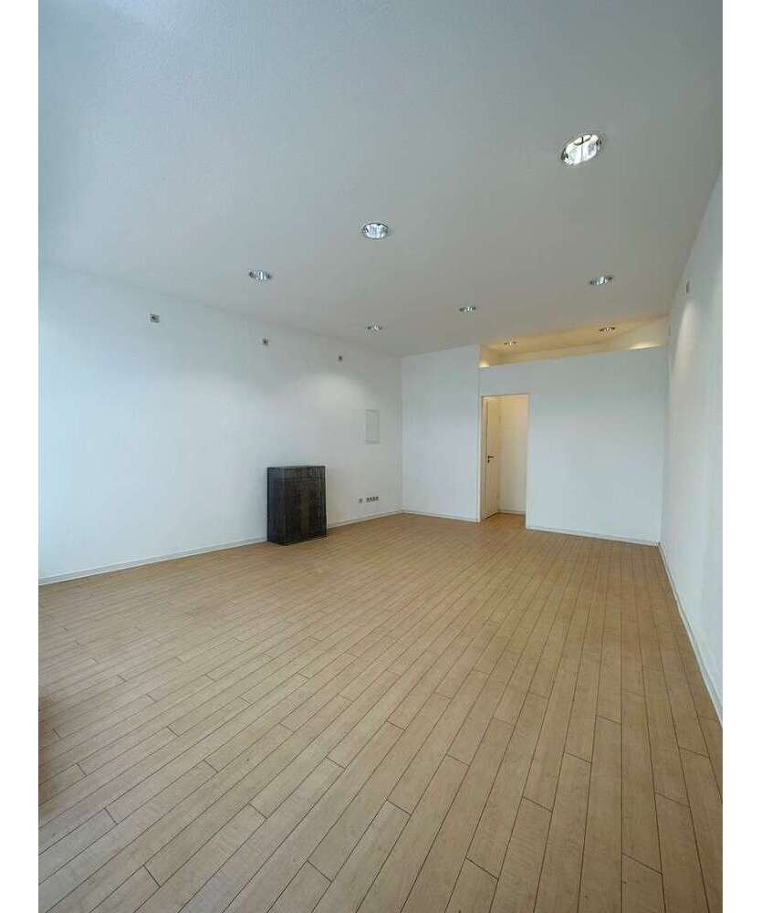 Einzelhandel in Alzey 460 € 40 m²