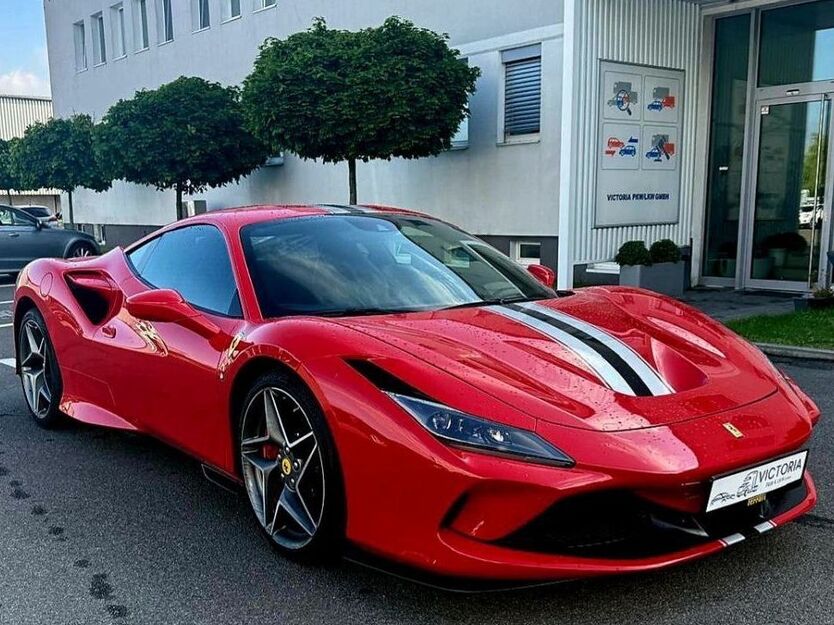 Ferrari F8 5.430 km 249.000 € Leipzig 04319