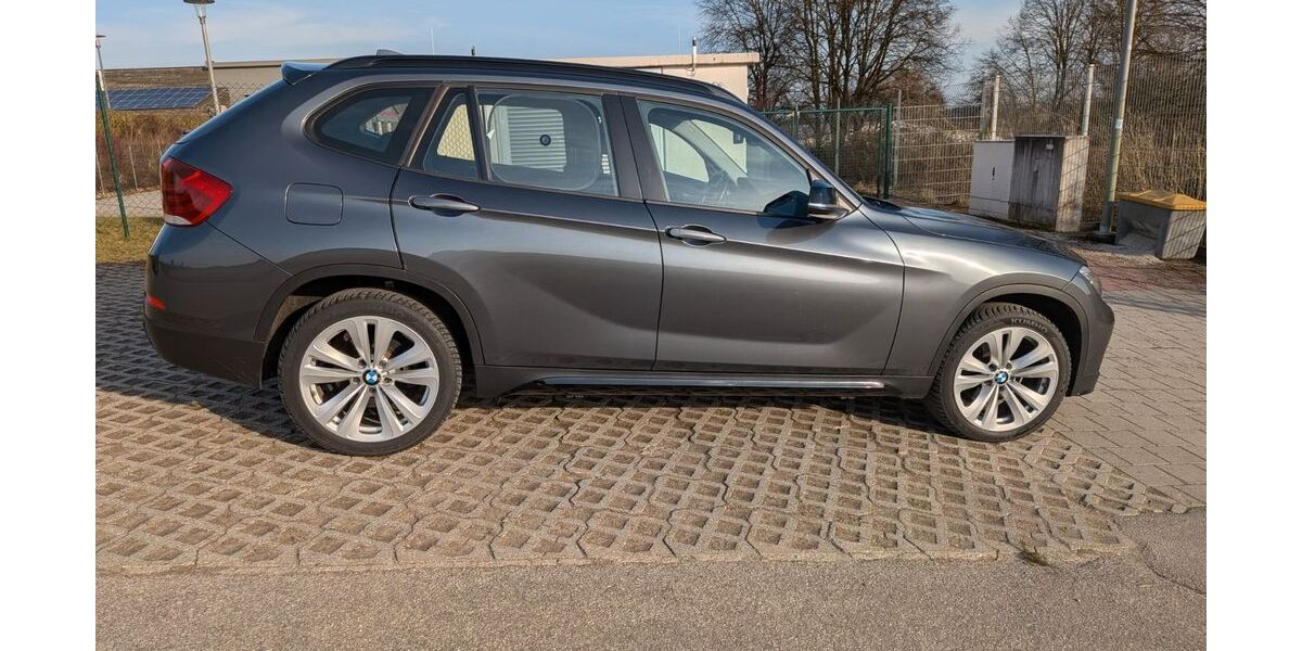 BMW X1 182.000 km 12.000 &euro; Abensberg 93326