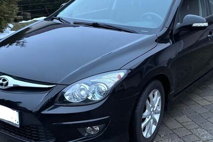 Hyundai i30 106.300 km 5.000 &euro; Storkow 15859