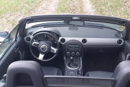 Mazda MX-5 93.300 km 11.000 &euro; Berlin 12355
