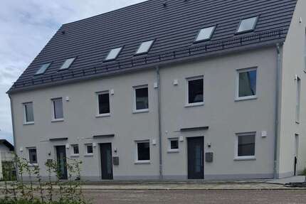 Haus zum Mieten in Rohrbach 2.000 € 156 m²