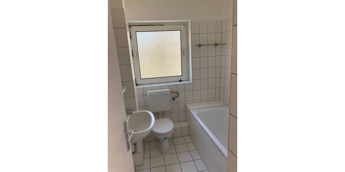 Etagenwohnung Salzgitter Lebenstedt - 3 Zimmer, 48 m&sup2;, 287&euro; | Angebot:26908413