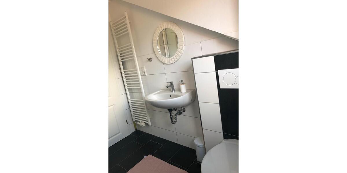 Dachgeschoßwohnung Weyhe - 4 Zimmer, 95 m&sup2;, 810&euro; | Angebot:25907419