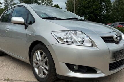 Toyota Auris 70.000 km 6.350 &euro; Reutlingen 72764
