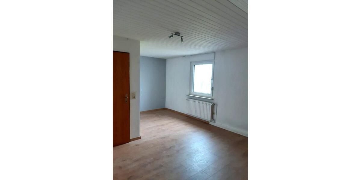 Dachgeschoßwohnung Hille - 3 Zimmer, 638&euro; | Angebot:23297002