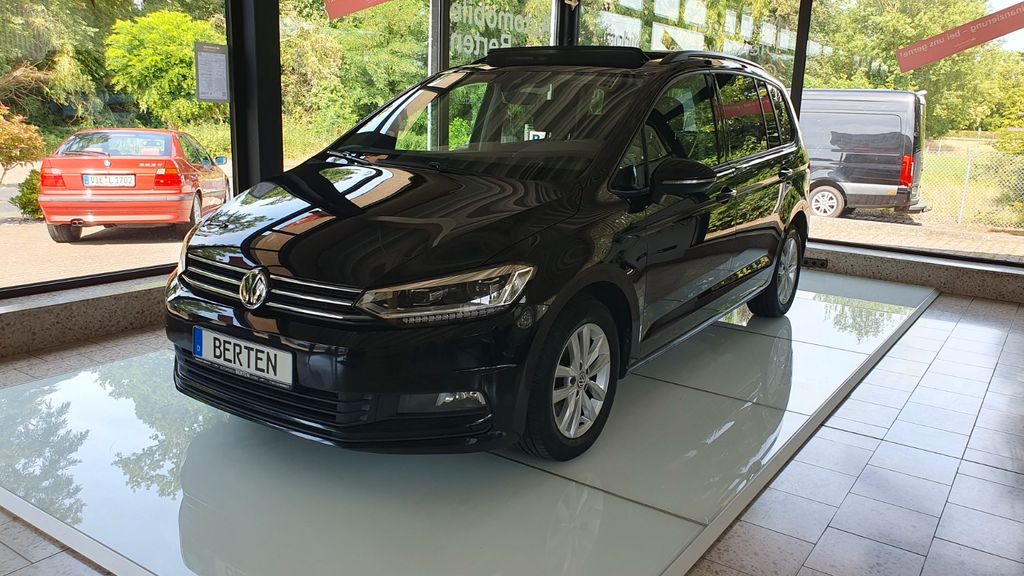 VW Touran 130.900 km 17.980 &euro; Nettetal 41334