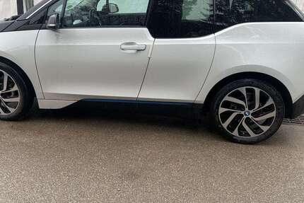 BMW i3 33.000 km 18.500 &euro; München 80801