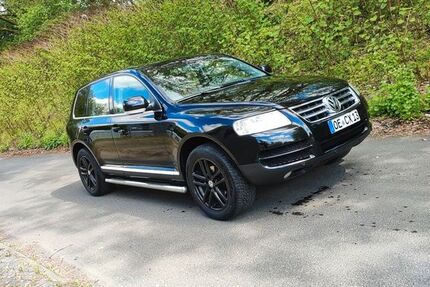 VW Touareg 300.500 km 4.300 &euro; Attendorn 57439