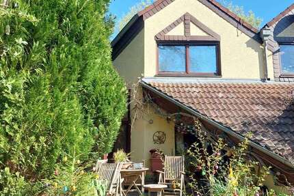 Haus zum Kaufen in Falkensee 599.000 € 115 m² 5 zimmer