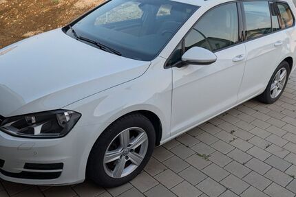 VW Golf 216.000 km 6.400 &euro; Pfronstetten 72539