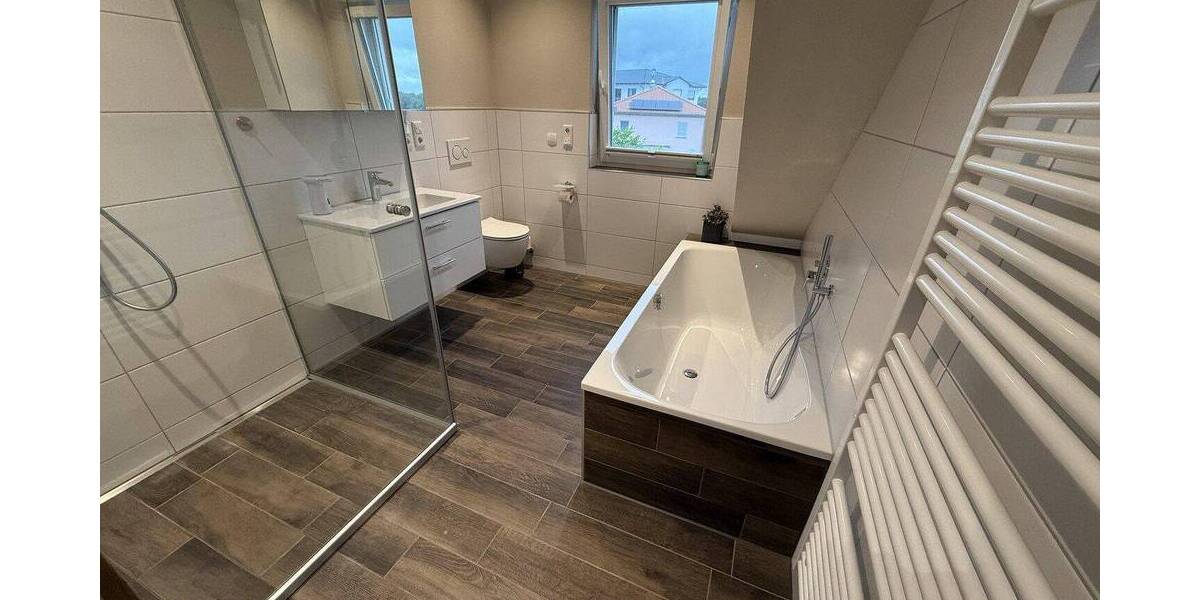 Etagenwohnung Hagenbüchach - 3 Zimmer, 95 m&sup2;, 397.000&euro; | Angebot:26929527
