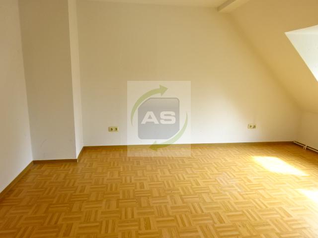 Dachgeschoßwohnung Wilkau-Haßlau Haßlau - 3 Zimmer, 50 m&sup2;, 349&euro; | Angebot:26134443