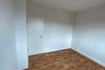 Etagenwohnung Suhl Neundorf - 4 Zimmer, 64 m&sup2;, 400&euro; | Angebot:25568404