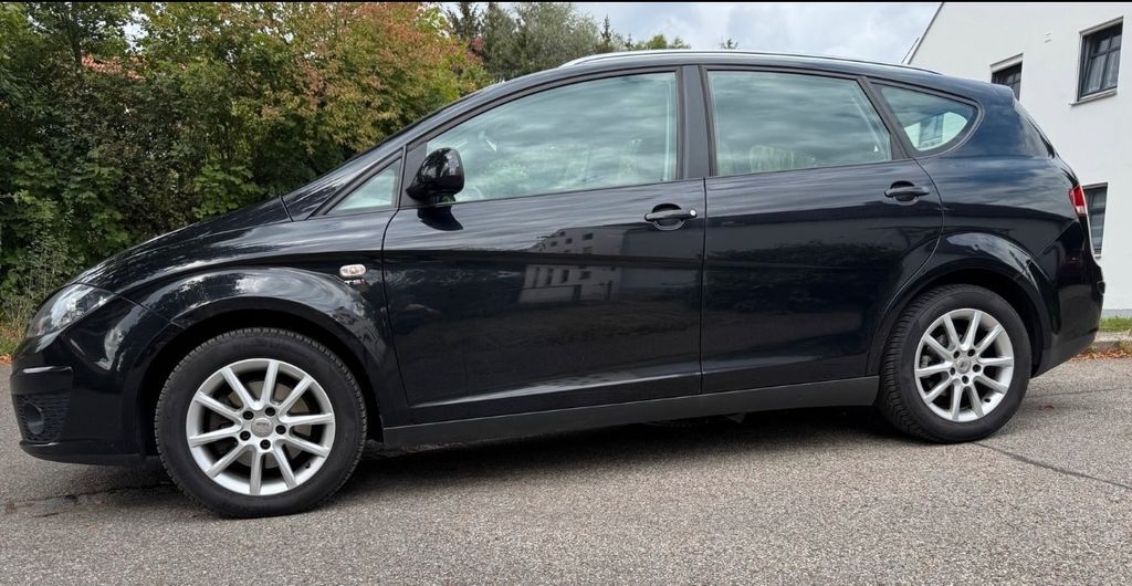 Seat Altea 276.000 km 2.500 € Neustadt an der Donau 93333