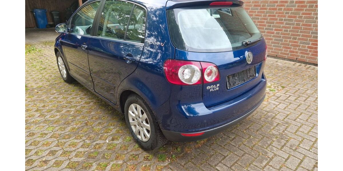 VW Golf Plus 150.018 km 2.500 &euro; Oyten 28876