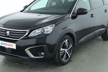 Peugeot 5008 62.504 km 17.550 &euro; Essen 45141