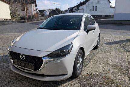 Mazda 2 28.128 km 12.850 &euro; Montabaur 56410