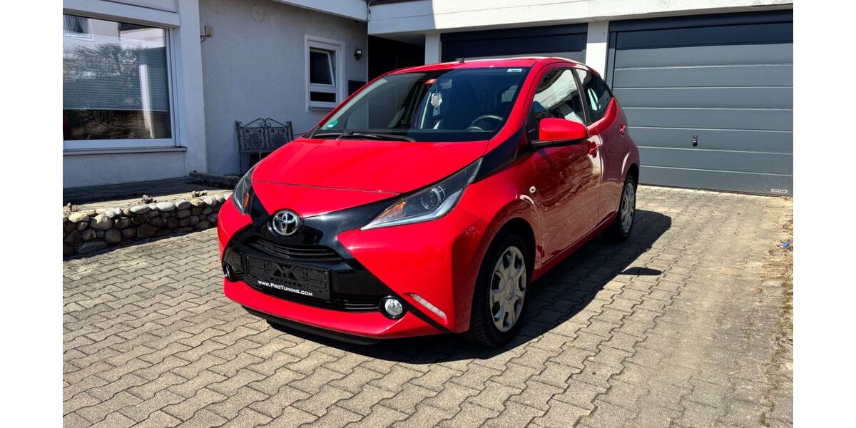 Toyota Aygo (X) 146.558 km 6.500 &euro; Lindenberg 88161