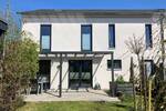 Waldbrunn: A+ Effizienz: Modernes Traumhaus mit separater PraxisBüroEinliegerWohnung