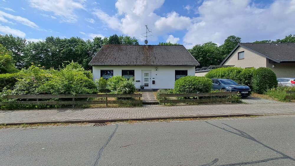 Einfamilienhaus Winsen (Aller) - 3 Zimmer, 118 m&sup2;, 275.000&euro; | Angebot:26737460