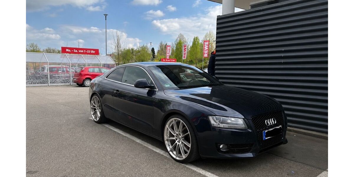 Audi A5 240.000 km 8.600 &euro; Adolzfurt 74626