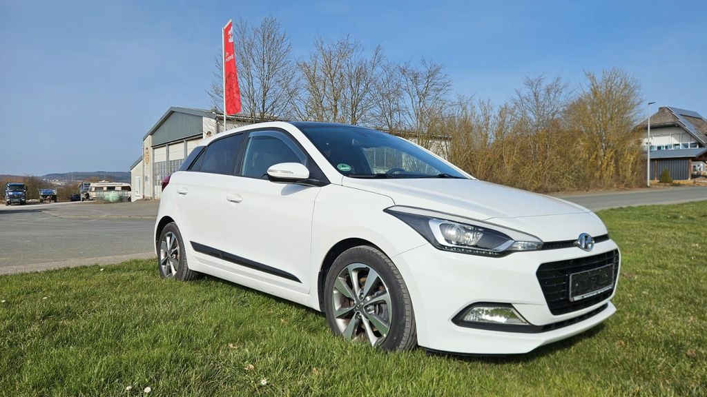 Hyundai i20 134.236 km 9.500 &euro; Gutenacker 56370