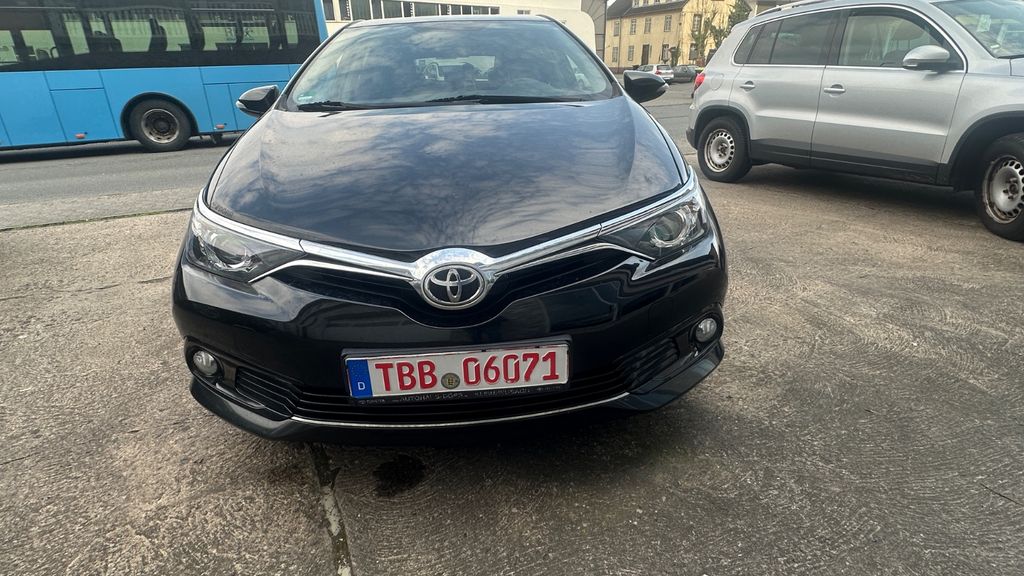 Toyota Auris 269.000 km 5.600 &euro; Wertheim am Main 97877
