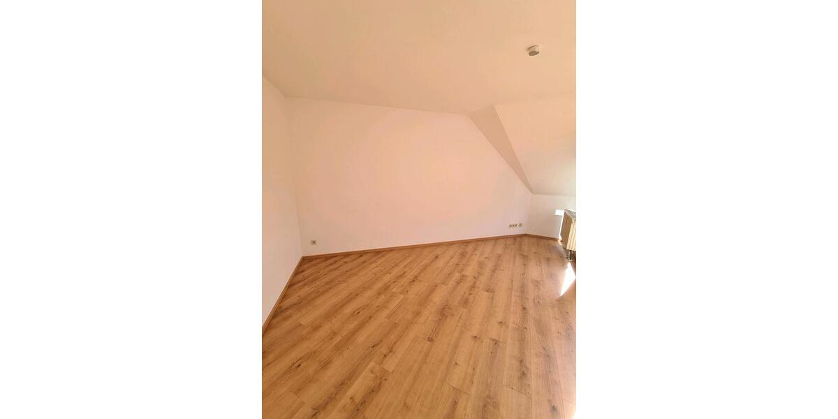 Dachgeschoßwohnung Nürnberg Katzwang - 2 Zimmer, 58 m&sup2;, 720&euro; | Angebot:26408114