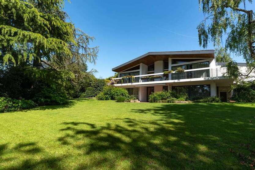 Haus zum Kaufen in Essen 1.150.000 € 234 m²
