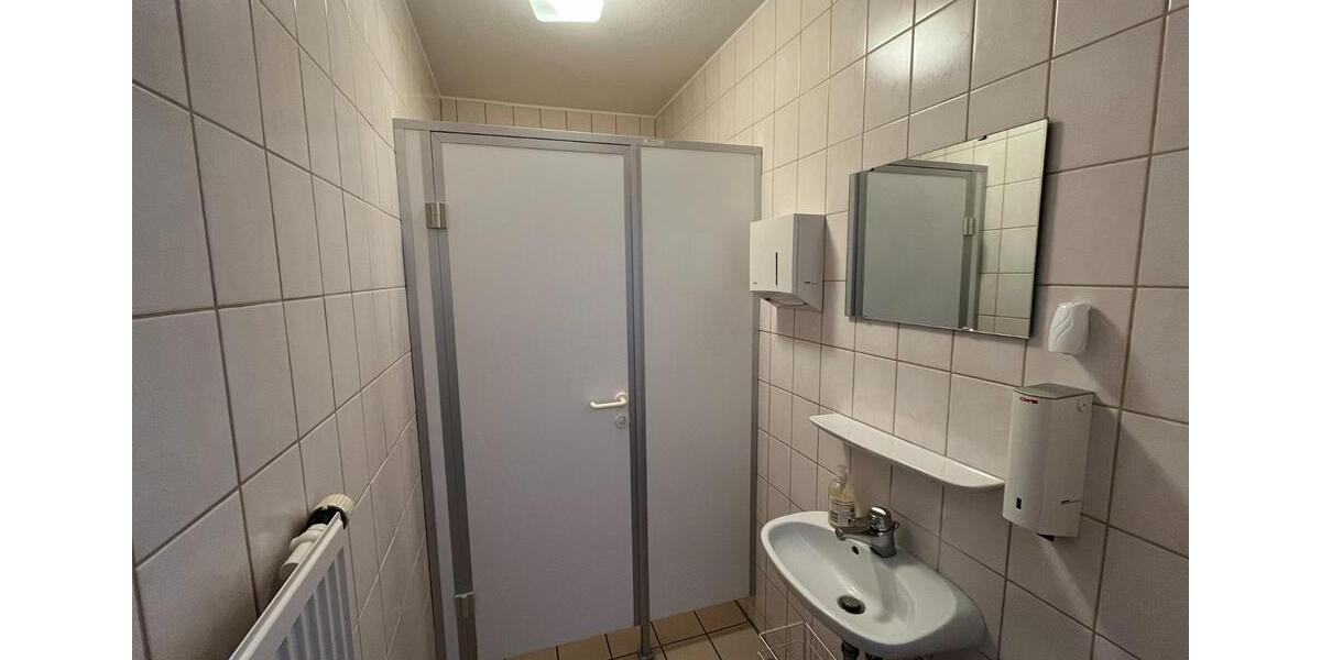 Gewerbeobjekt Landau an der Isar - 850&euro; | Angebot:25283009