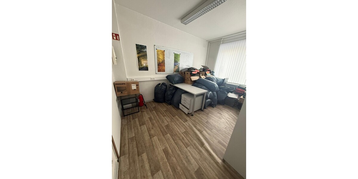 Vielseitige Gewerbefläche in Bochum – 123 m², Stellplätze & flexible Nutzung - Gewerbeobjekt Bochum / Laer Laer | Angebot:26059447