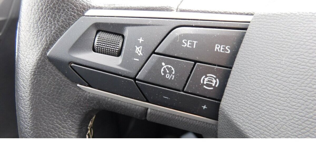 Seat Ibiza 1.0 Style MPI BMT 4Trg Navi Klima 27.200 km 15.990 &euro; Vordorf 38533
