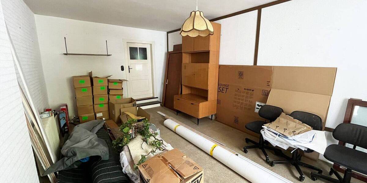Doppelhaushälfte Siegen / Geisweid Dillnhütten - 9 Zimmer, 180 m&sup2;, 149.000&euro; | Angebot:26433550