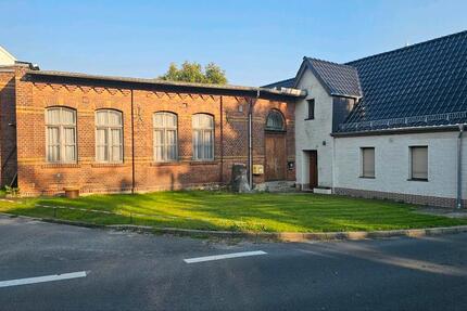 Haus Bad Schmiedeberg - 8 Zimmer, 180 m&sup2;, 166.000&euro; | Angebot:25427578