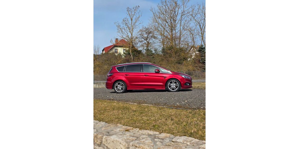 Ford S-Max 127.655 km 17.450 &euro; Dingelstädt 37351